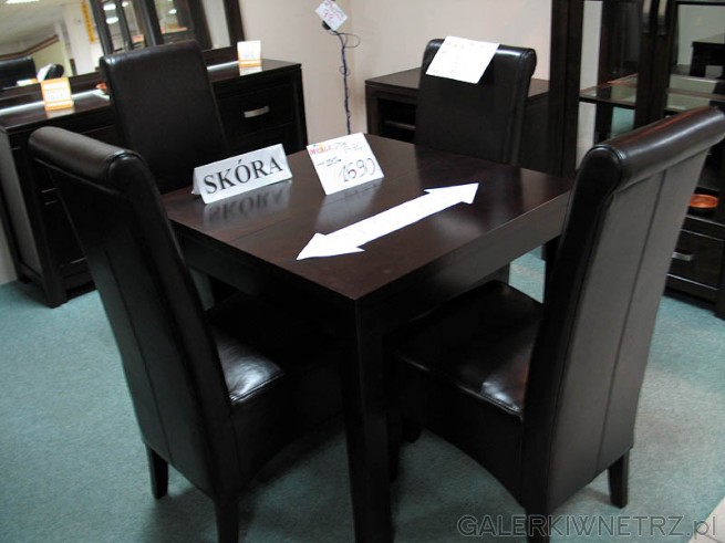 Czarny stół + 4 krzesła. Stół rozkładany na 190cm. Cena stołu 1690PLN. Model ...